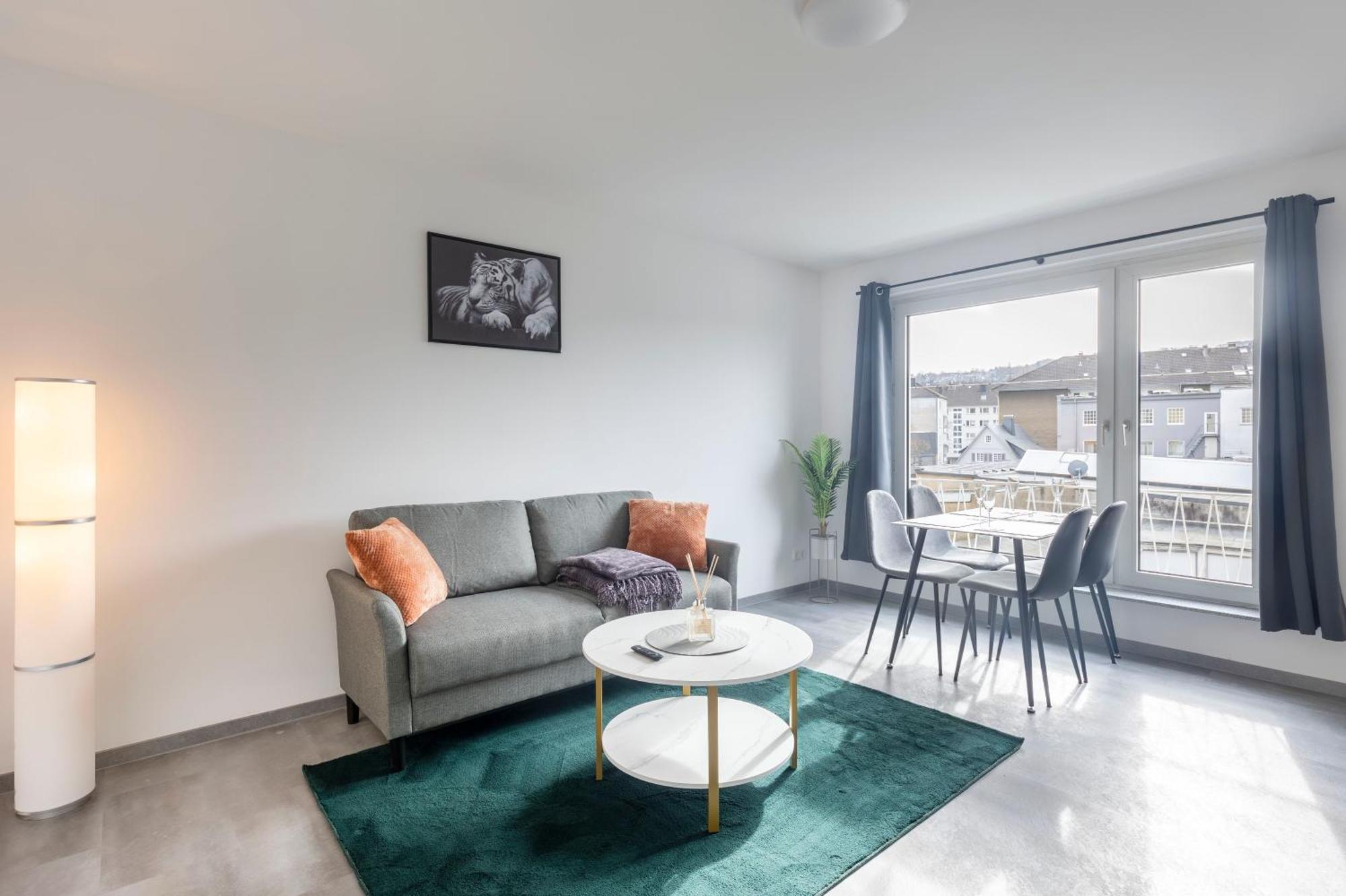44 Apartments - Modern, Gemuetlich, Wlan, Balkon, Stellplatz Wuppertal Ngoại thất bức ảnh